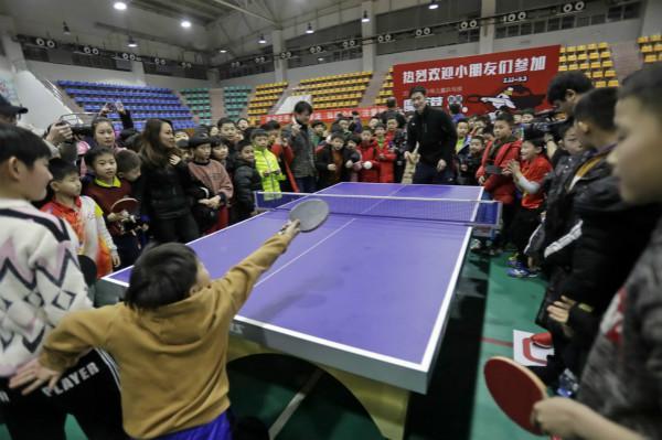 丰富多彩的 丰富多彩的