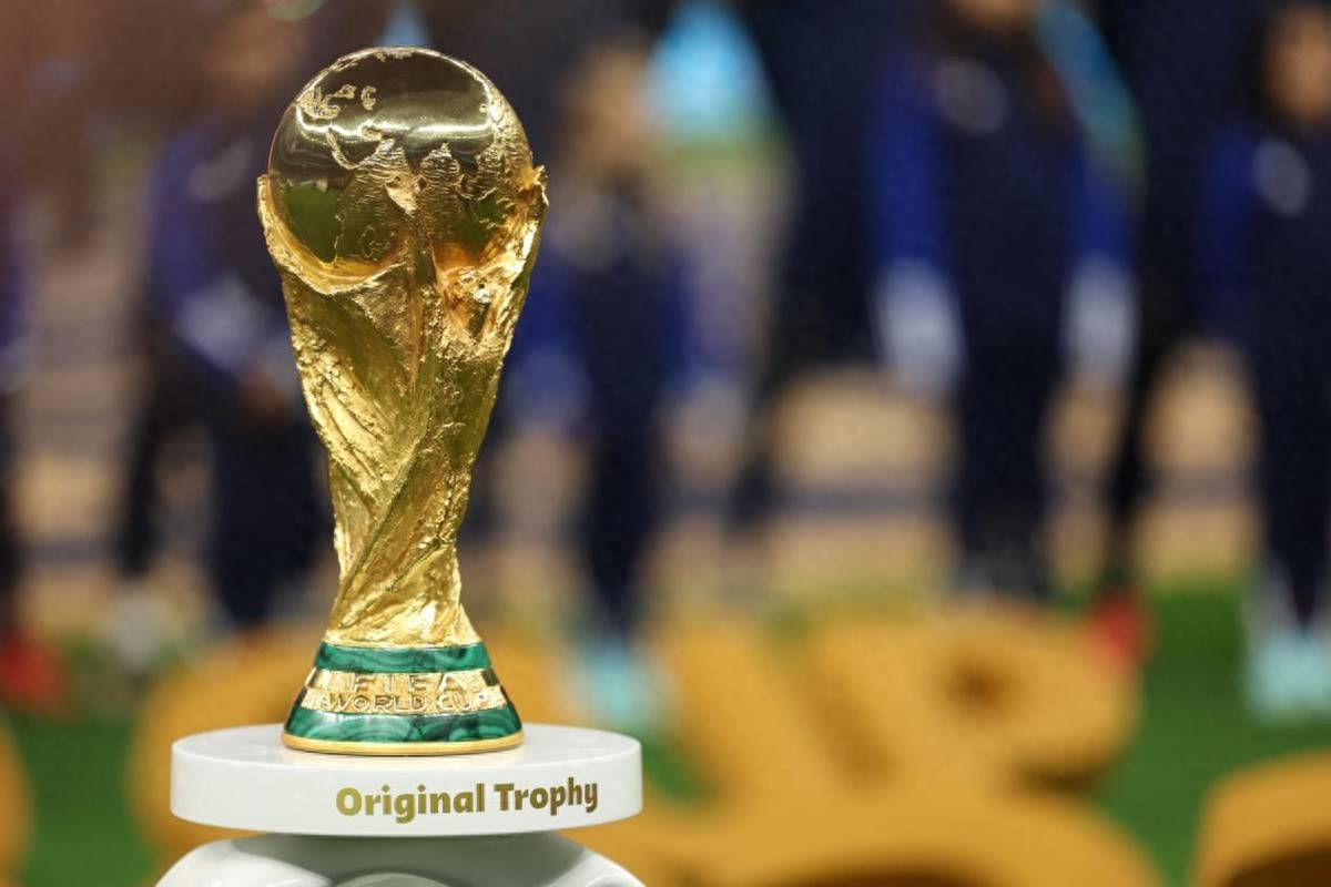 的舆论阴影 的舆论阴影